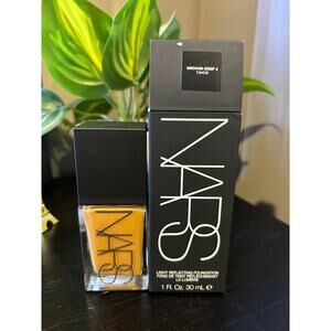 NARS Light Reflecting Foundation | SHADE MEDIUM - DEEP 2 TAHOE